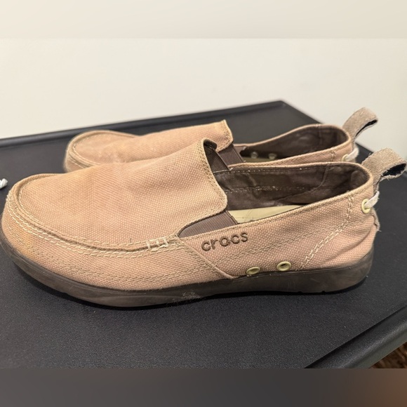 CROCS Men’s Tan Slip-On Loafers Comfortable Casual Shoes Size 9 - Picture 1 of 10